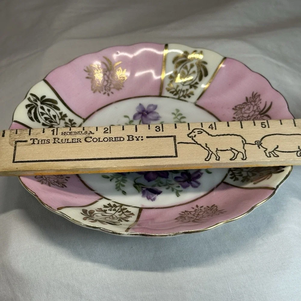 Wide Purple Violets Teacup Saucer Pink Cottagecore Mori Machi Japan Fluted Swirl
